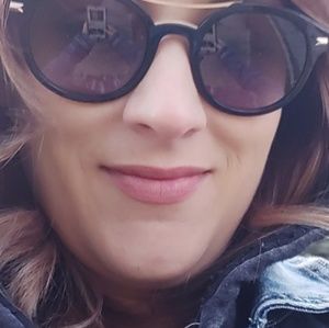 Meet your Posher, Jenny